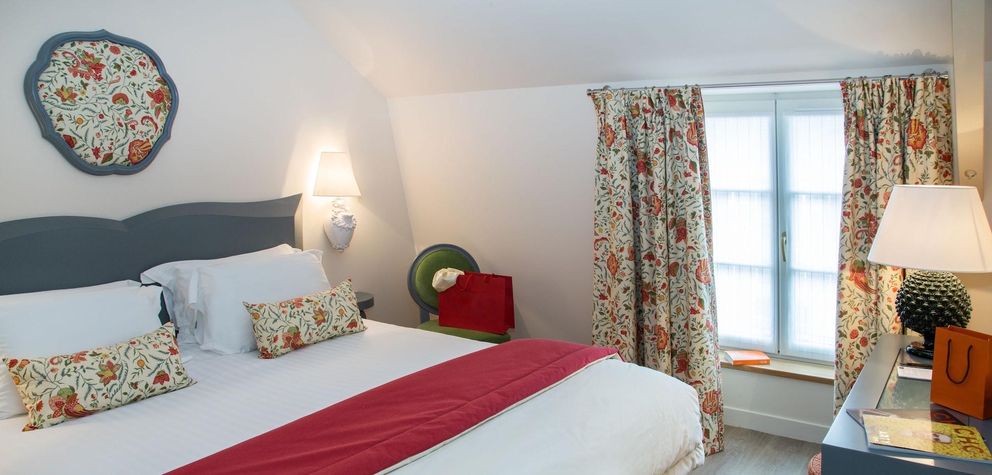 Relais Des Trois Chateaux Hotel-Restaurant - Teritoria Кур-Шеверни Екстериор снимка