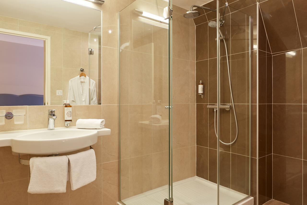 Relais Des Trois Chateaux Hotel-Restaurant - Teritoria Кур-Шеверни Екстериор снимка