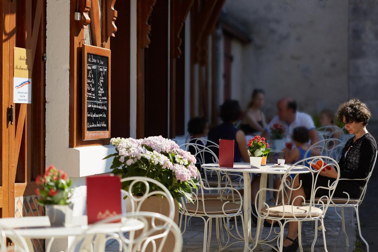 Relais Des Trois Chateaux Hotel-Restaurant - Teritoria Кур-Шеверни Екстериор снимка