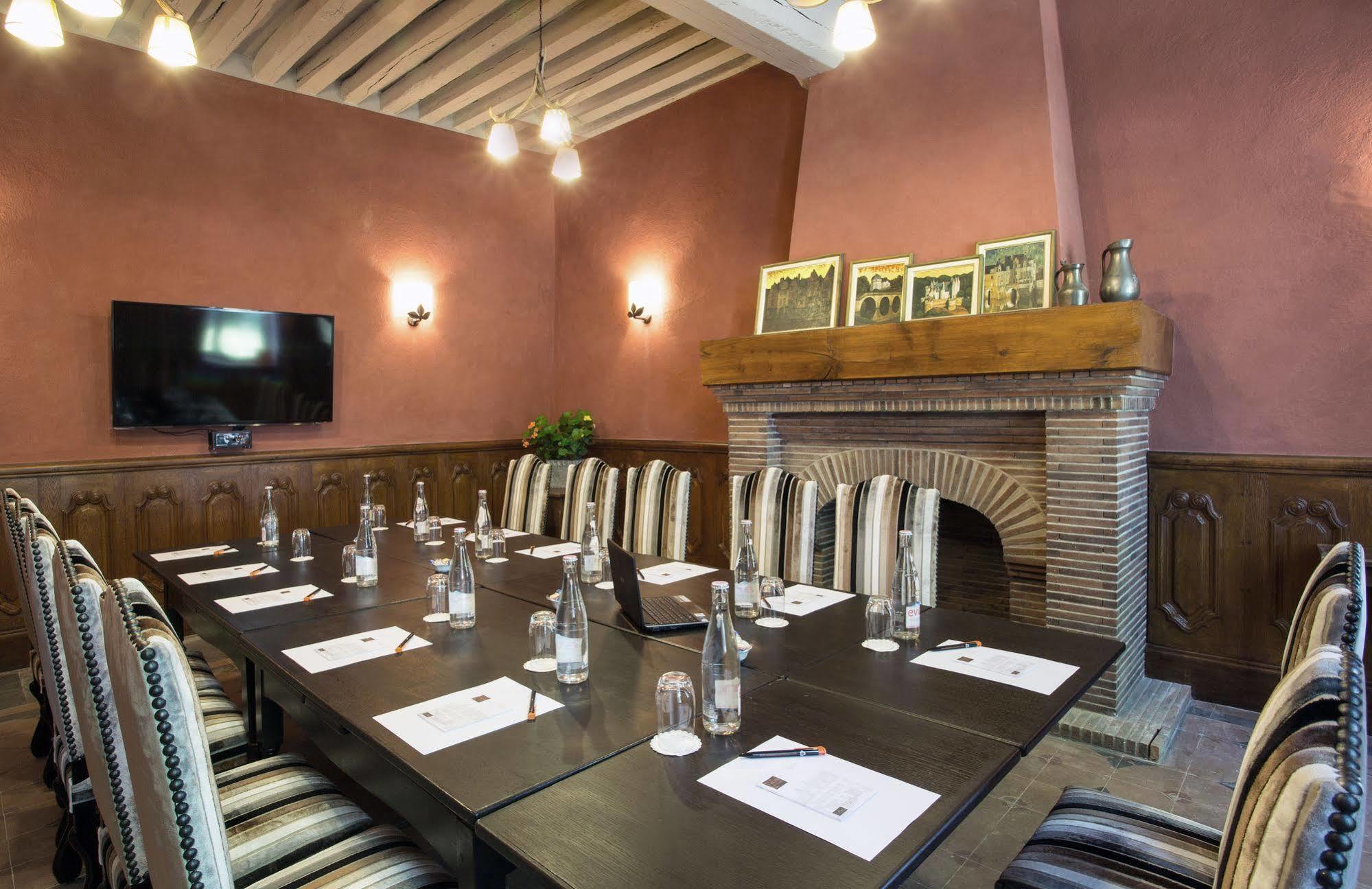 Relais Des Trois Chateaux Hotel-Restaurant - Teritoria Кур-Шеверни Екстериор снимка